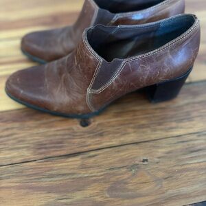 Naturalizer Vintage Chestnut Heeled Boots